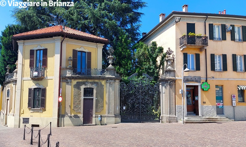Carate Brianza, Villa Tagliabue Rossi