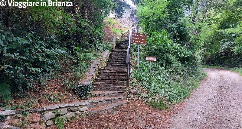 La chiesetta di San Martino nella parrocchia di Carugo