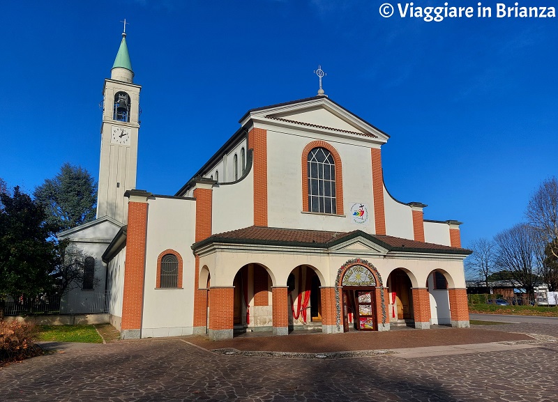 Cesano Maderno, la chiesa del Villaggio Snia